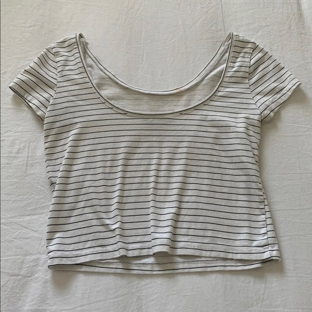 Crop top - Picture 2 of 2